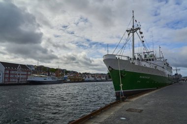 Stavanger, Norveç - 05: 29: Stavanger limanı, Norveç 'in Atlantik Okyanusu kıyıları boyunca uzanan bir şehir, İskandinavya, Avrupa.