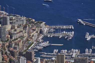 Monako, Monte Carlo ve Fransız Riviera limanındaki Akdeniz manzarası