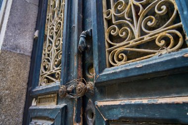 Braga, Portekiz - 09 29 2022: Portekiz 'in Braga kentindeki şehir merkezinin mimarisi ve binaları.