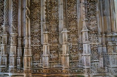 Batalha, Portekiz - 10 05 2022: Mosteiro de Santa Maria de Vitoria, Zafer Manastırı, gotik tarzda inşa edilmiş büyük bir Dominik manastırı..