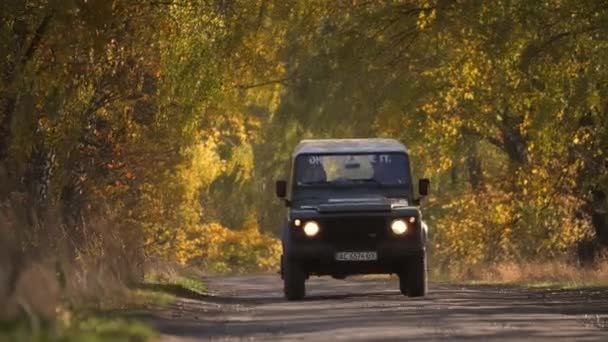 Lutsk Volyn Ukraine October 2019 Green Land Rover Defender Suv — Stock videók