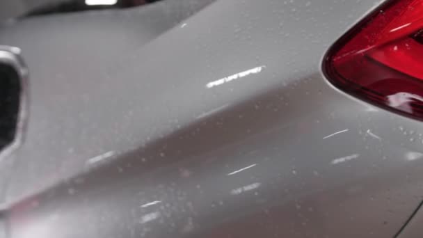 Shiny Door Handle Rear Left Door Gray Wet Car Camera — Stock Video