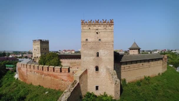 공중에서 성이야 루츠크에는 타워가 우크라이나 지역에 역사적 — 비디오