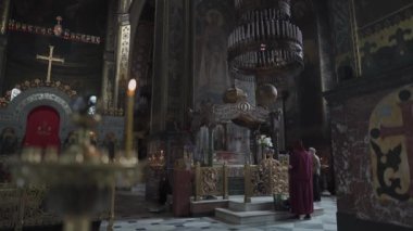 10 Kasım 2020. Kiev. Ukrayna. Katedral Katedrali. İç mekan. Ortodoks Tapınağı. İçeri gir. Kyiv 'deki St. Hughmirs Katedrali' nin dekorasyonu. Ukrayna Ortodoks Kilisesi 'nin önemli simgeleri. 