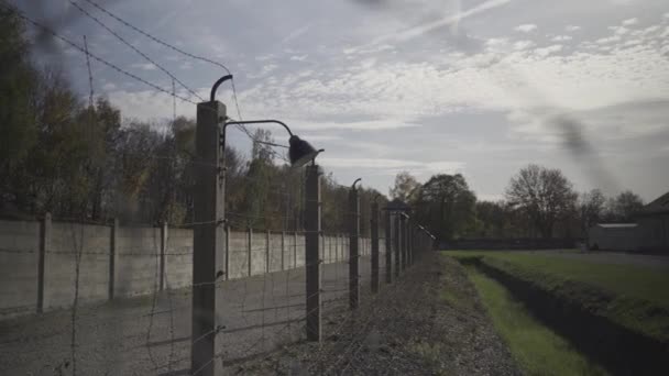 Dachau Concentration Camp Memorial Fence Barbed Wire Old Lantern Dachau — Stock Video