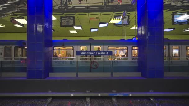 January 2023 Munich Germany Bahnhof Munchner Freiheit Subway Lines Futuristic — Stok video