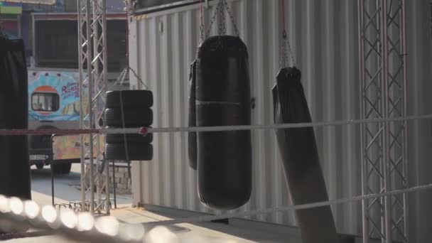 Arena Rua Para Praticar Boxe Artes Marciais Sem Pessoas Corte — Vídeo de Stock