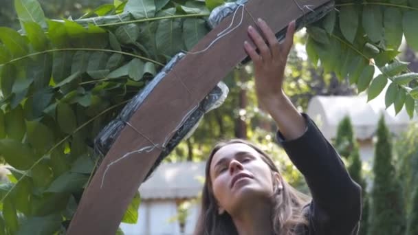 Agencia Eventos Del Personal Trabajo Los Floristas Montan Decoran Arco — Vídeos de Stock