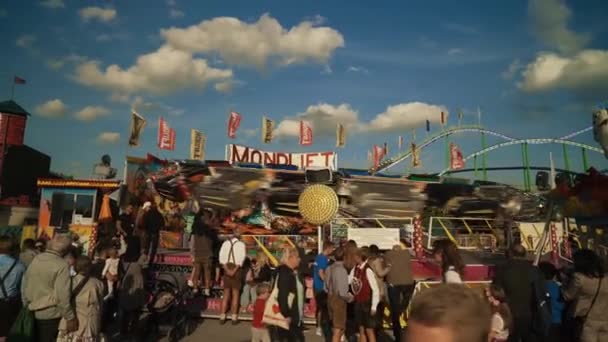 2022 Szeptember München Németországba Oktoberfest Oktoberfest Vidámparkja Napsütéses Időben 2022 — Stock videók