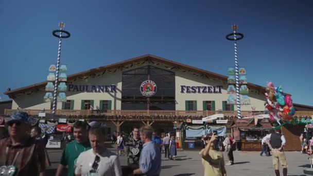 September 2023 München Beieren Duitsland Paulaner Festzelt Het Oktoberfest Bierfestival — Stockvideo
