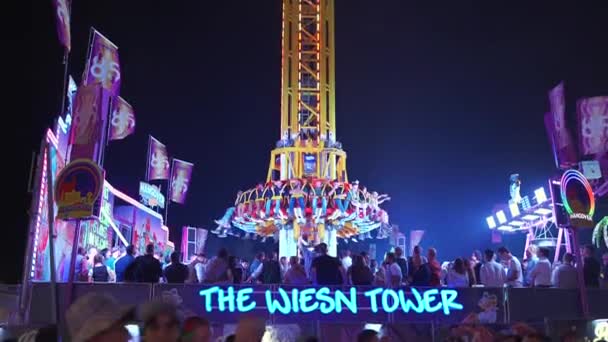 Oktober 2023 Munich Jerman Wiesn Tower Turm Freifall Taman Hiburan — Stok Video
