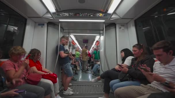 Augustus 2023 Rome Italië Overvolle Metro Met Mensen Roma Italia — Stockvideo