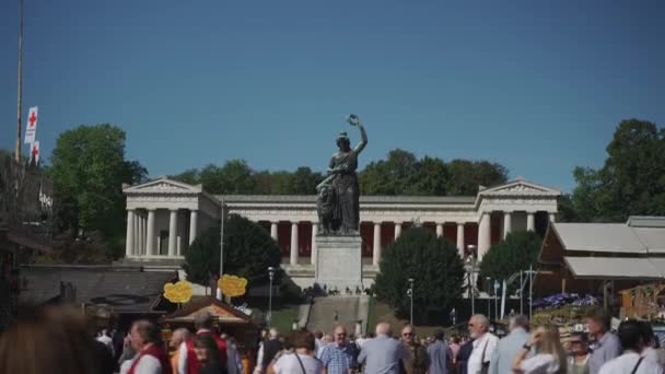 2023年9月25日慕尼黑 特莱西恩维塞的雕像巴伐利亚雕像当地地标 在在在在在在在在在在在在在在在在在在在在在在在在在在在在在在在 在在在在在在 在在在在在在在在在在 — 图库视频影像