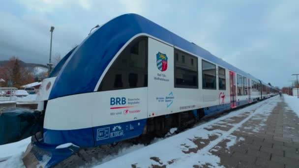 Грудня 2023 Року Німеччина Залізнична Станція Шліссі Взимку Снігом Баварії — стокове відео