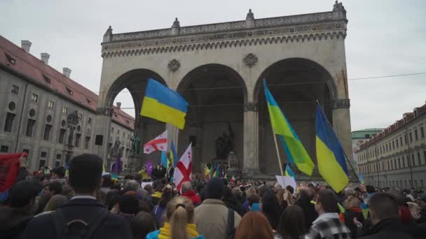February 2023 Munich Odeonsplatz Germany Demonstration Refugees Ukraine Invasion War — Stock Video