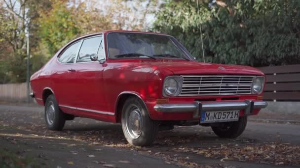 Νοεμβρίου 2022 Μόναχο Γερμανία Opel Kadett Coupe Εξήντα Εβδομήντα Κόκκινα — Αρχείο Βίντεο