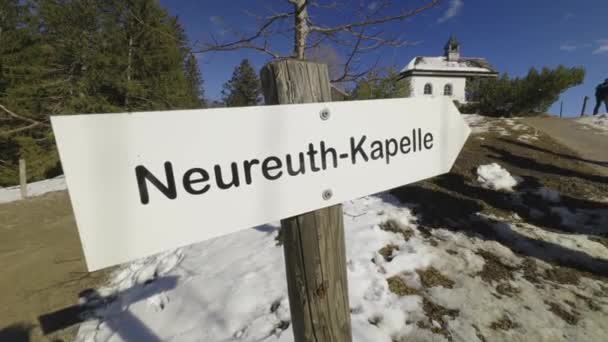 Maart 2024 Tegernsee Duitsland Neureuth Kapelle Tegernsee Het Voorjaar Besneeuwde — Stockvideo