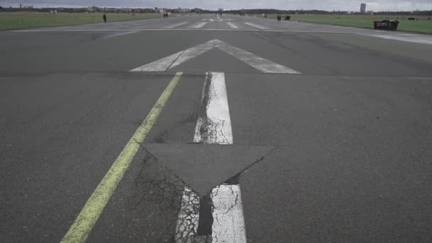 Berlim Alemanha Flughafen Berlin Tempelhof Aeroporto Antigo Não Utilizado Transformado — Vídeo de Stock