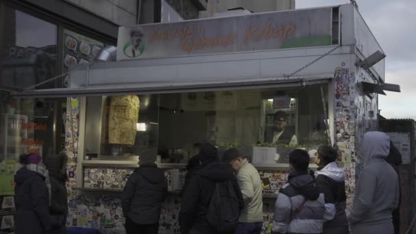 Dezembro 2023 Berlim Alemanha Mustafas Gemuese Kebab Kebab Mais Popular — Vídeo de Stock