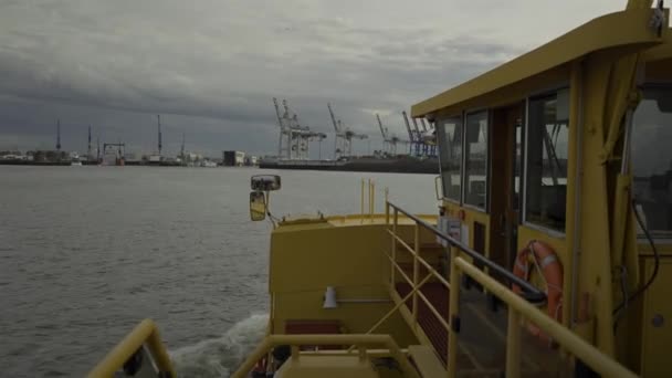 Hamburg Germany Passenger Shuttle Ferry Hamburg River Elbe Hamburg Port — Stock Video