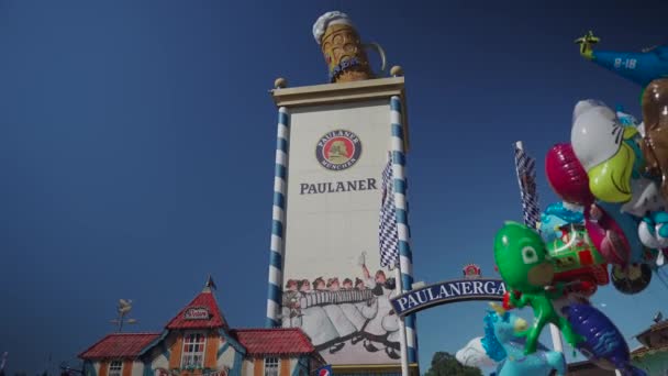 Octubre 2023 Munich Alemania Torre Tienda Cervecería Paulaner Festival Cerveza — Vídeo de stock