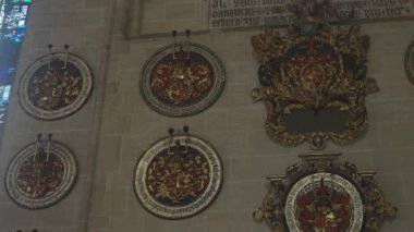 21 Temmuz 2024. Ulm, Almanya. Ulmer Munster Gotik Mimari Stili Kasaba Kilisesi iç görünümü. Ulm Minster Lutheran kilisesi Ulm 'daki dünyanın en uzun kilisesidir. Ulm Katedrali. 