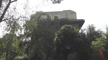 Viyana, Avusturya. Viyana 'daki Arenbergpark, Viyana' da bulunan İkinci Dünya Savaşı sığınağında. Nazi-Flakbunker Arenbergpark, Wien. Viyana 'da Nazi uçaksavar sığınağı. 