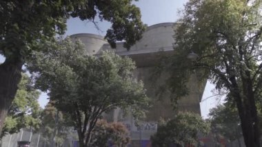 Viyana, Avusturya. Viyana 'daki Arenbergpark, Viyana' da bulunan İkinci Dünya Savaşı sığınağında. Nazi-Flakbunker Arenbergpark, Wien. Viyana 'da Nazi uçaksavar sığınağı. 
