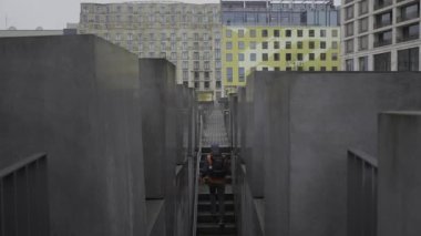 Berlin, Almanya. Denkmal kürk ermordeten Juden Avrupası 'nda Berlin, Deutschland' da ölür. Soykırım Anıtı. Soykırım kurbanlarının anısına. Öldürülen Avrupa Yahudileri Anıtı. 