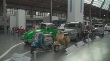 Münih. Almanya. Verkehrszentrum Deutsches Müzesi. Tarihte bilinen koleksiyon ve araçlar Münih taşımacılık müzesine. Müze kategorisi: Trafik ve teknoloji. 