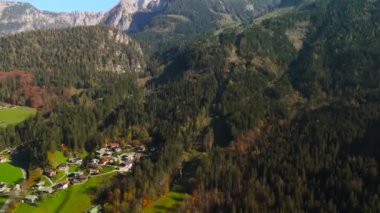 Jennerbahn am Koenigssee, Deutschland Luftaufnahme im Herbst. Jennerbahn, Almanya, Bavyera 'da Jenner hava sahasından Schonau am Konigssee' deki dağda. Berchtesgadener Diyarı. 