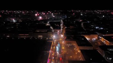 Silvester Muenchen, Deutschland, Odeonsplatz Luftaufnahme. Almanya, Münih 'in hava görüntüsü, canlı yeni yıl arifesi havai fişekleri şehir merkezinde sergileniyor. Funkenregen 'i batır. Selam dur.. 