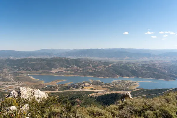 stock image Stunning views of mountains and lakes on a sunny summer day from atop Bald Mountain in Deer Valley Resort. A high-quality photo taken in Parky City, Utah.