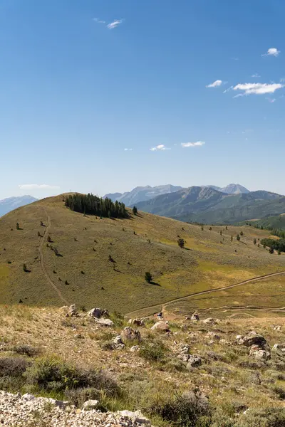 stock image Stunning views of mountains and lakes on a sunny summer day from atop Bald Mountain in Deer Valley Resort. A high-quality photo taken in Parky City, Utah.