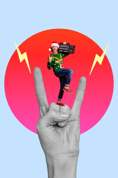 創造的な写真3Dコラージュアートワークポスターファンキークレイジー若い男のポストカードスタンド大きな腕の絵の背景に隔離されたロックフェスティバルをお楽しみください — ストック写真