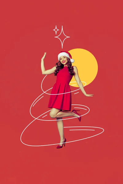 若いかわいい魅力的なかわいいサンタの女の子のコラージュ写真は ドレスを身に着けています素敵なヘッドウェアお祝いダンスクリスマス赤の色の背景に孤立 — ストック写真