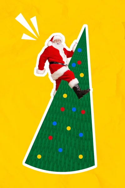 Вертикальный Творческий Коллаж Взволнованного Дедушки Санты Восхождения Новогоднее Украшенное Дерево — стоковое фото