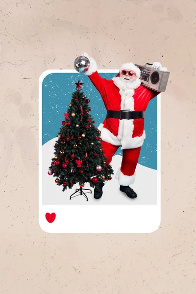 Imagem Colagem Composta Engraçado Santa Claus Dançando Boom Caixa Discoteca — Fotografia de Stock