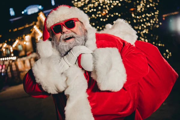 Photo Funky Cool Santa Wear Modern Costume Hat Glasses Buy — Stock Photo, Image