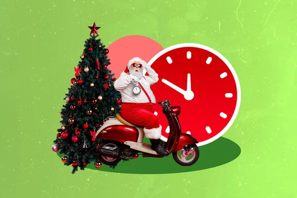 照片艺术最简单的滑稽滑稽圣诞爷爷骑摩托车抱着定时器隔离绘图背景的图片 — 图库照片