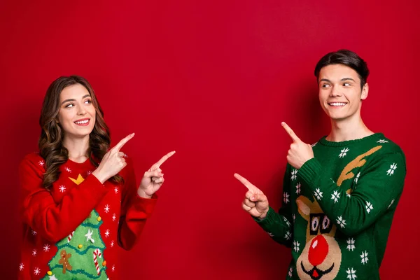 Photo Cheerful Sister Brother Wear Ugly Sweaters Look Demonstrate Empty — Stock Photo, Image