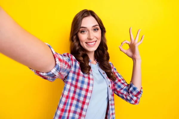 Selfie Portrait Photo Young Cute Woman Showing Okey Sign Everything — Stock Photo, Image