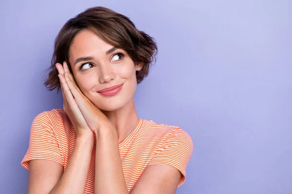 Photo Adorable Gentle Lady Interested Look Empty Space Advert Promo — Stock Photo, Image
