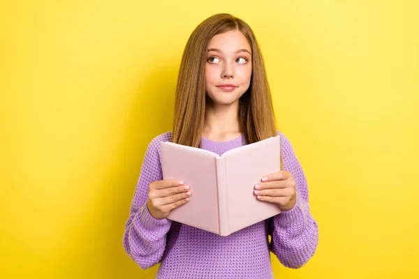Akıllı Bir Bayanın Fotoğrafı Ajandası Var Ders Kitabı Ilgileniyor Boş — Stok fotoğraf