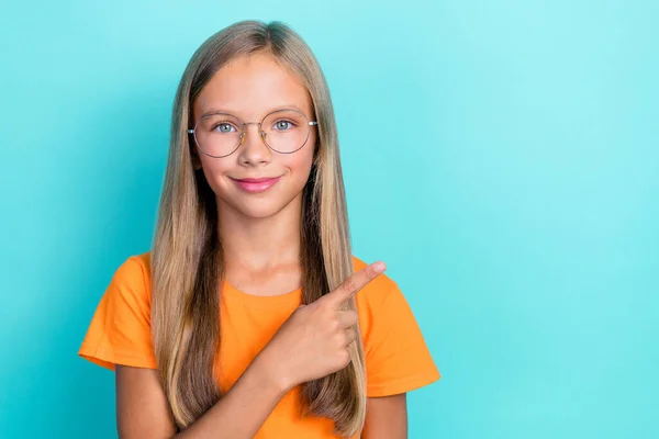 Porträtt Foto Unga Nörd Akademisk Skolunge Flicka Bära Glasögon Smart — Stockfoto