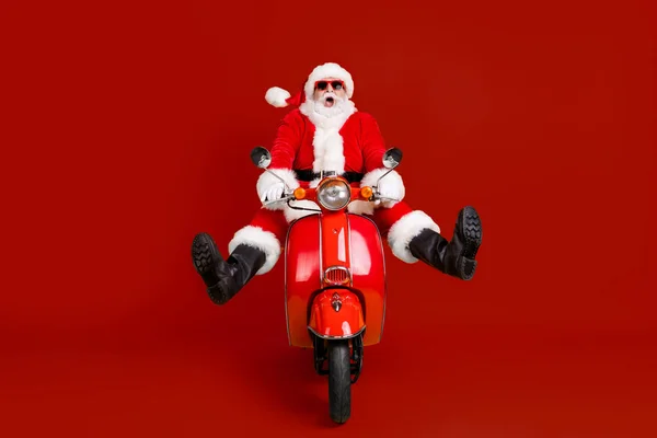 Onun Güzel Komik Şaşkın Çocuksu Çılgın Noel Baba Sının Portresi — Stok fotoğraf