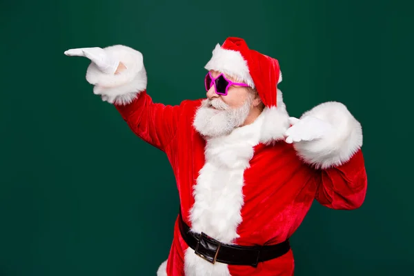 Profil Seitenansicht Fröhlich Positiv Sorgenfrei Unbeschwertes Glück Gealtert Reif Weihnachtsmann — Stockfoto