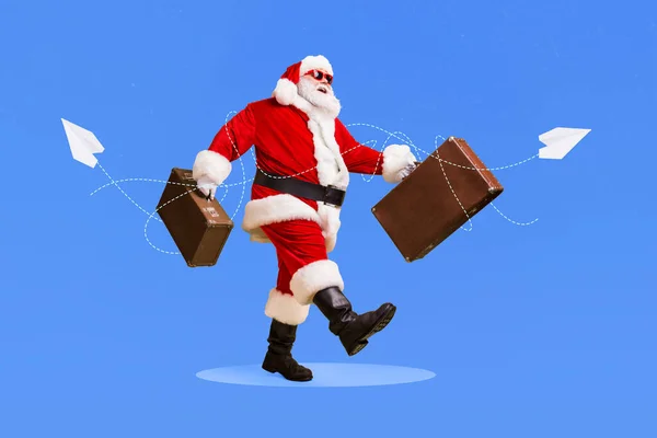 Zaproszenie Pocztówka Kolaż Śmieszne Funky Święty Mikołaj Bagażu Rejestrowanego Krok — Zdjęcie stockowe