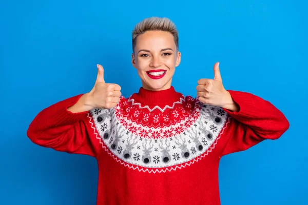 Portrait Young Attractive Girl Blond Short Haircut Smiling Winter Holidays — Stock Photo, Image