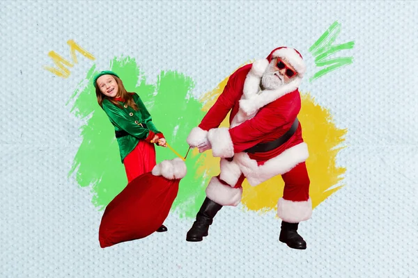 Colagem Cartaz Engraçado Santa Claus Usar Sol Arrastar Grandes Presentes — Fotografia de Stock